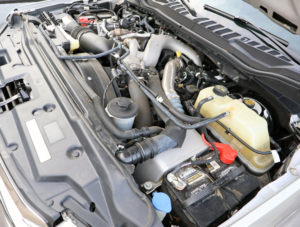 Ford F-250 SD Lariat Crew Cab Short Bed 4WD 2021