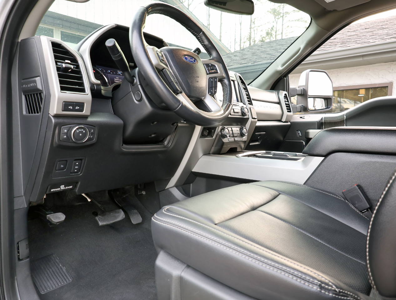 Ford F-250 SD Lariat Crew Cab Short Bed 4WD 2021