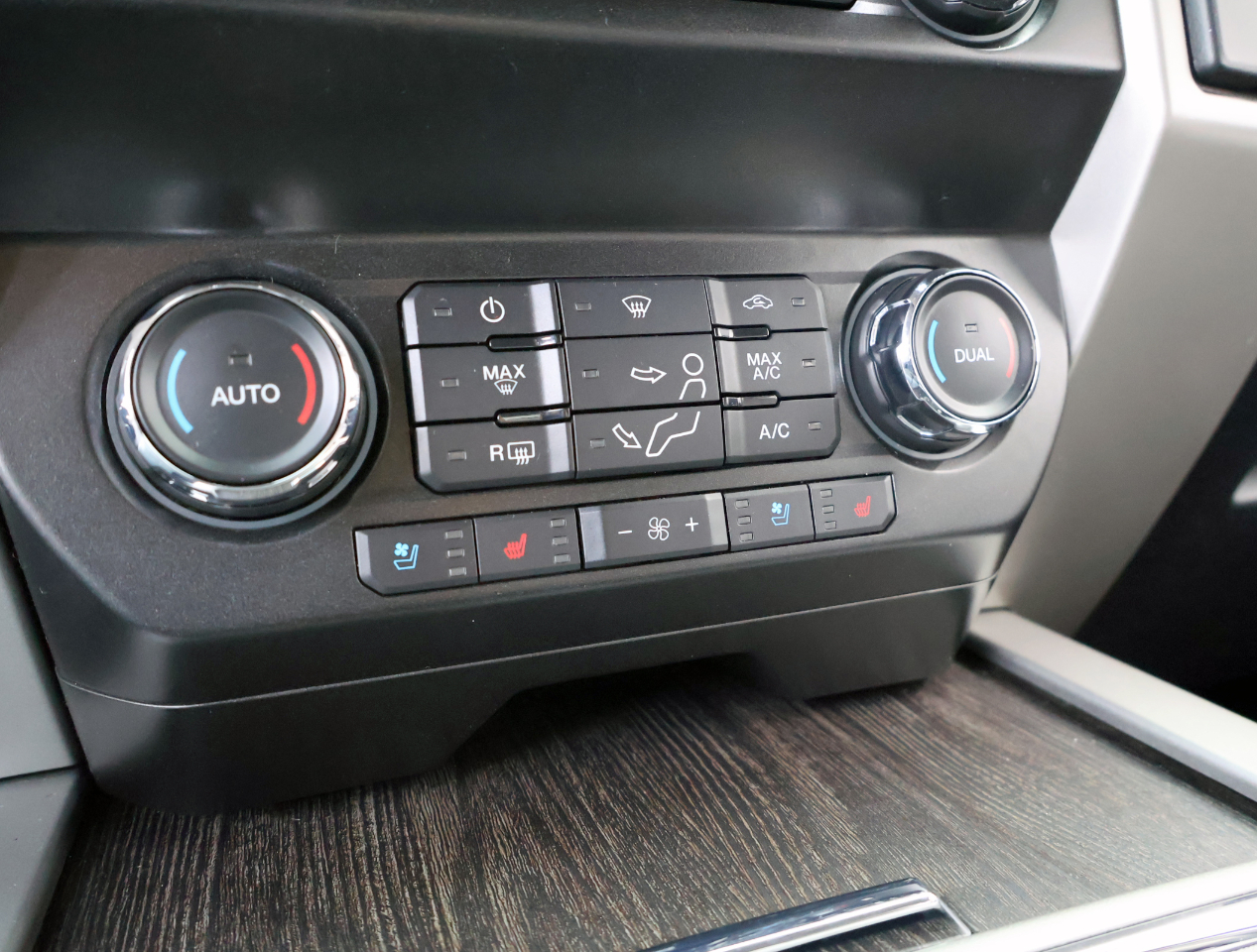 Ford F-250 SD Lariat Crew Cab Short Bed 4WD 2021