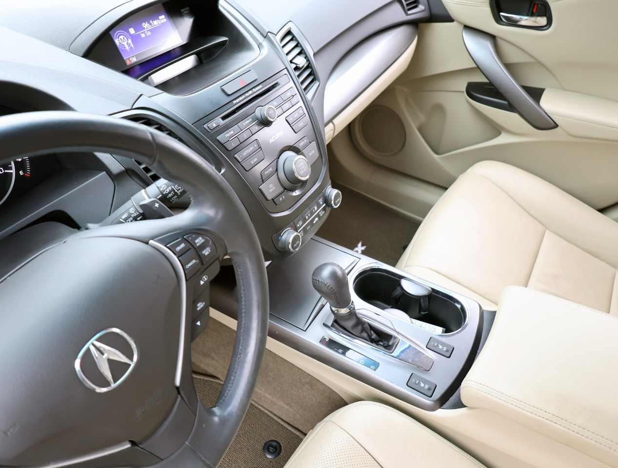 Acura RDX 6-Spd AT 2013