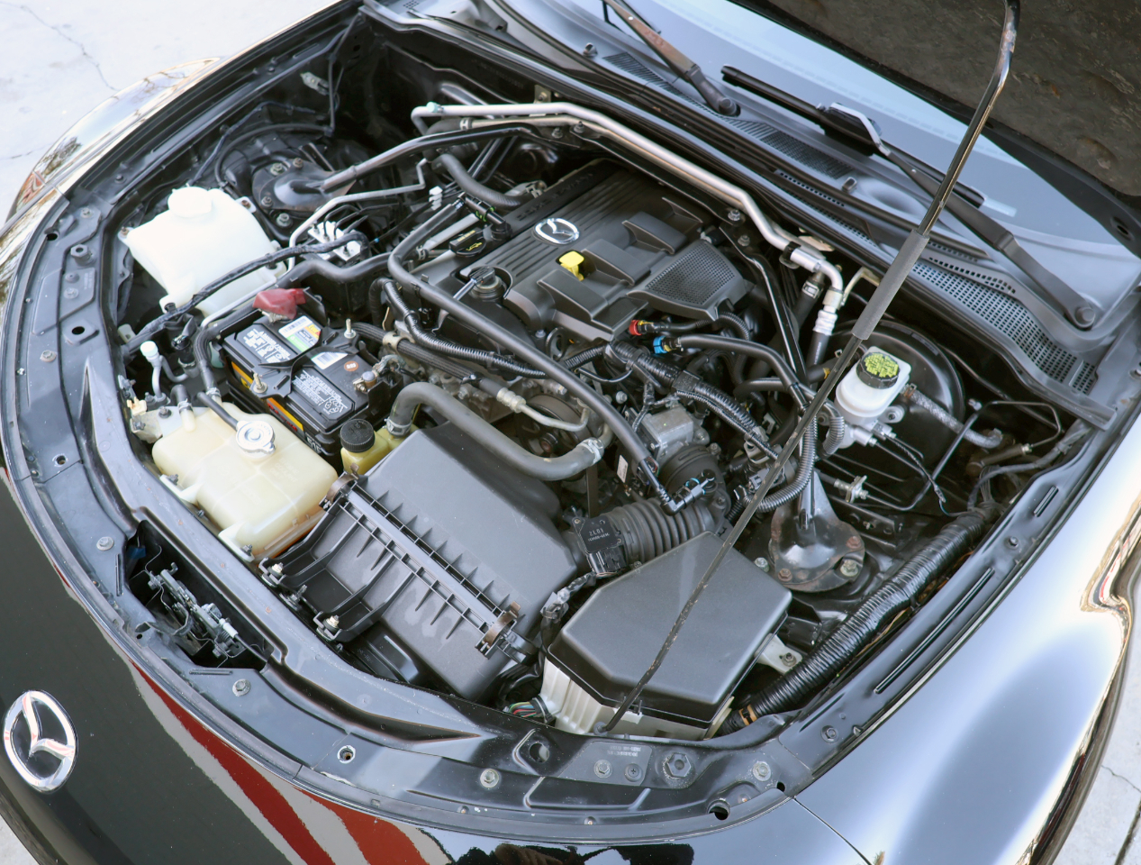 Mazda MX-5 Miata Grand Touring 2006