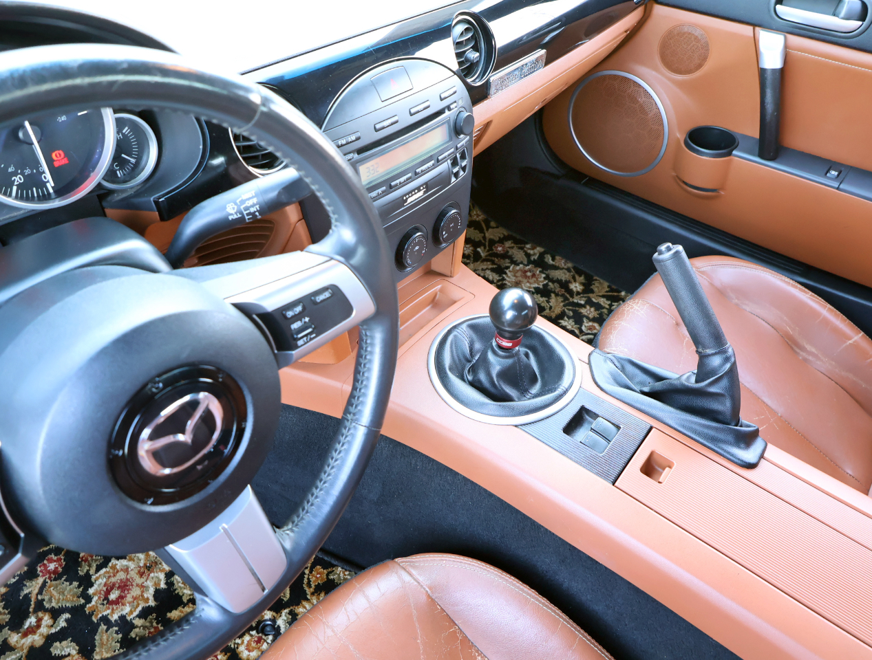 Mazda MX-5 Miata Grand Touring 2006