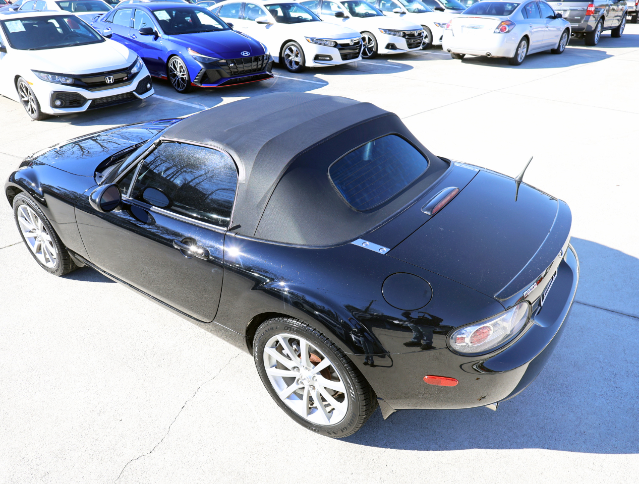 Mazda MX-5 Miata Grand Touring 2006