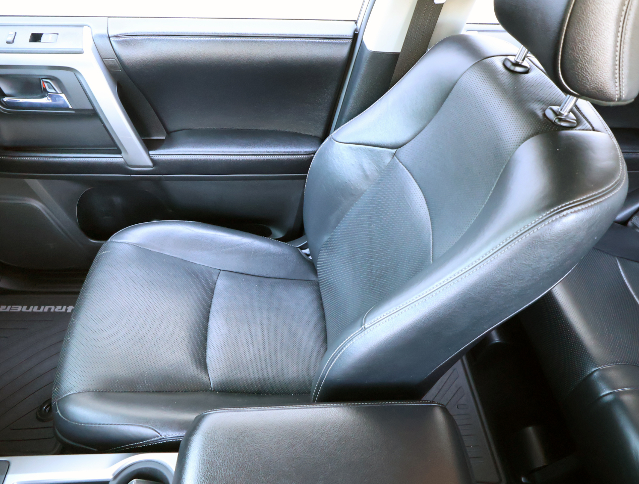 Toyota 4Runner Limited 4WD 2016