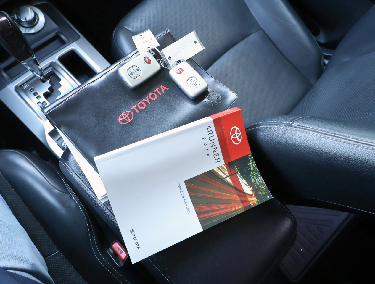 Toyota 4Runner Limited 4WD 2016