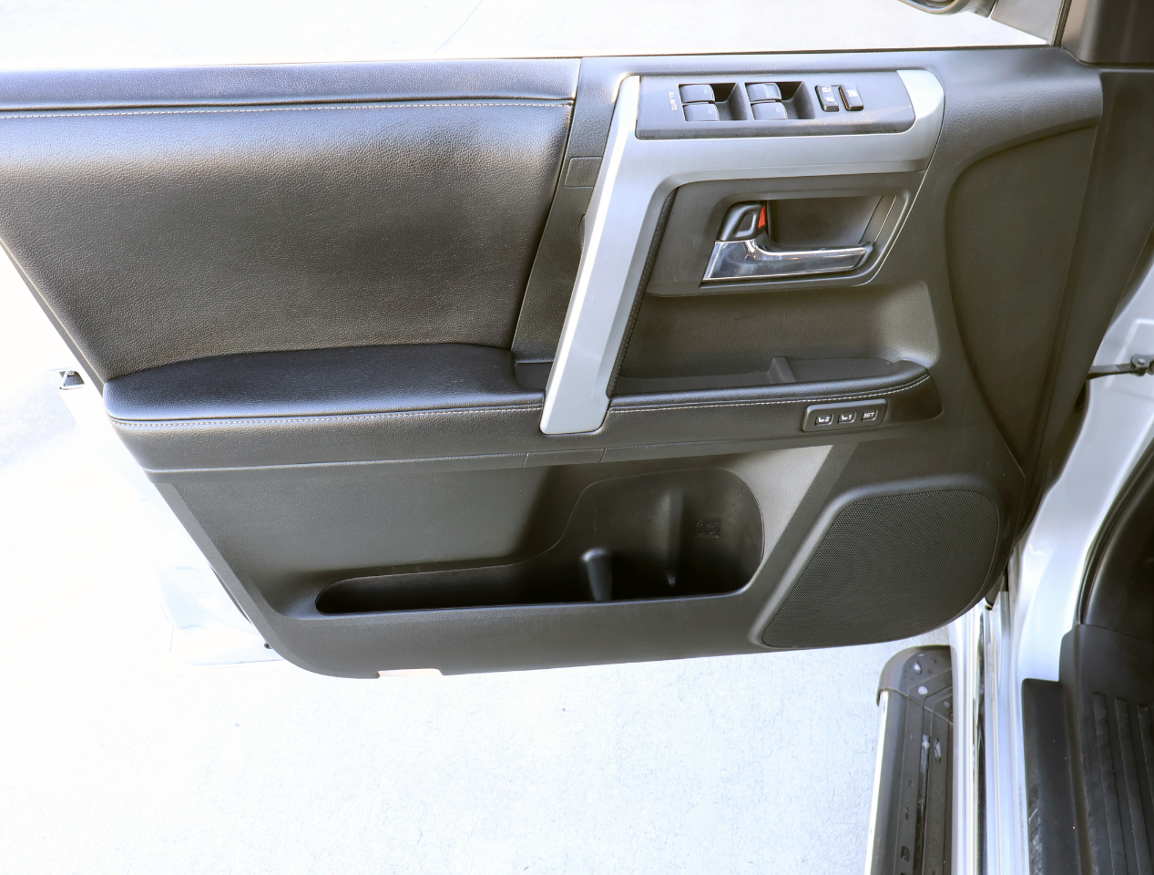 Toyota 4Runner Limited 4WD 2016