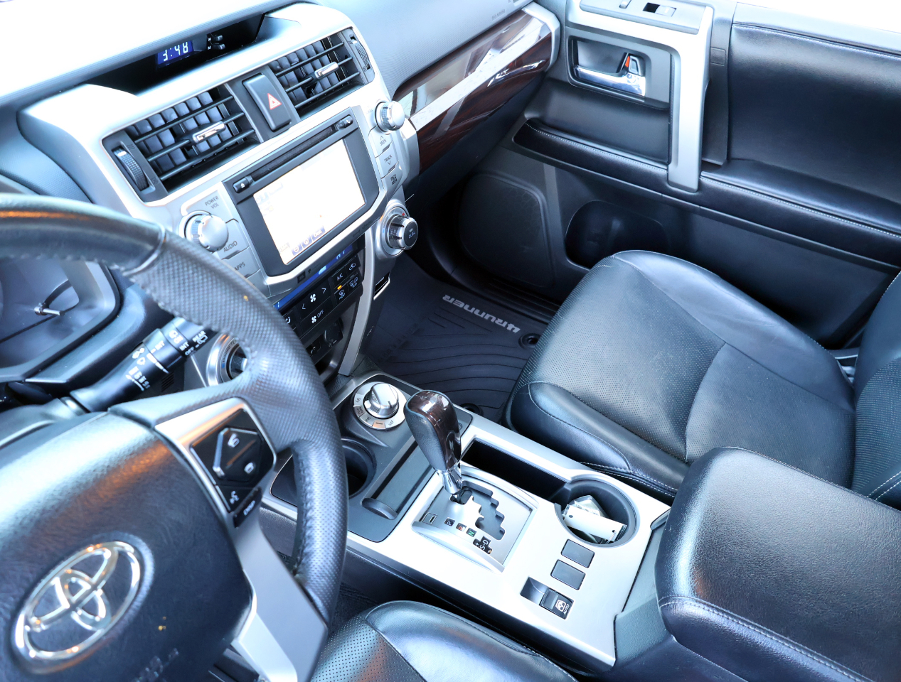 Toyota 4Runner Limited 4WD 2016