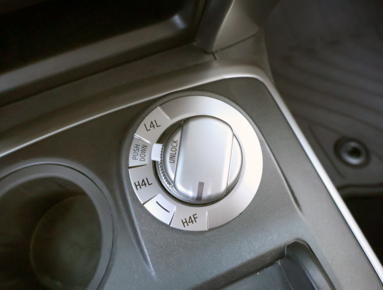 Toyota 4Runner Limited 4WD 2016