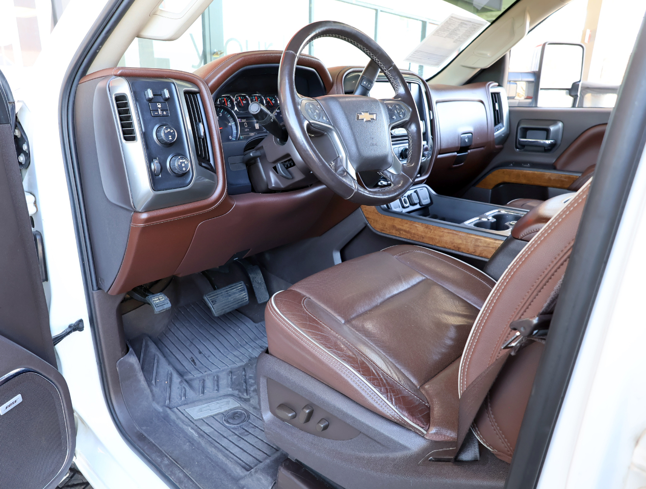 Chevrolet Silverado 2500HD High Country Crew Cab Short Box 4WD 2019