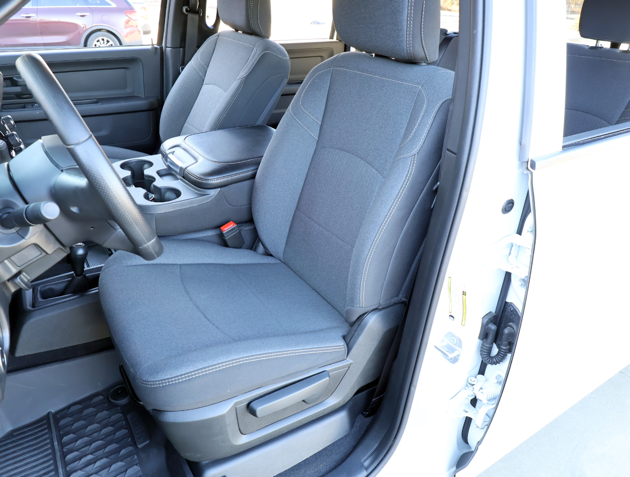 RAM 3500 Tradesman Crew Cab 4WD DRW 2024