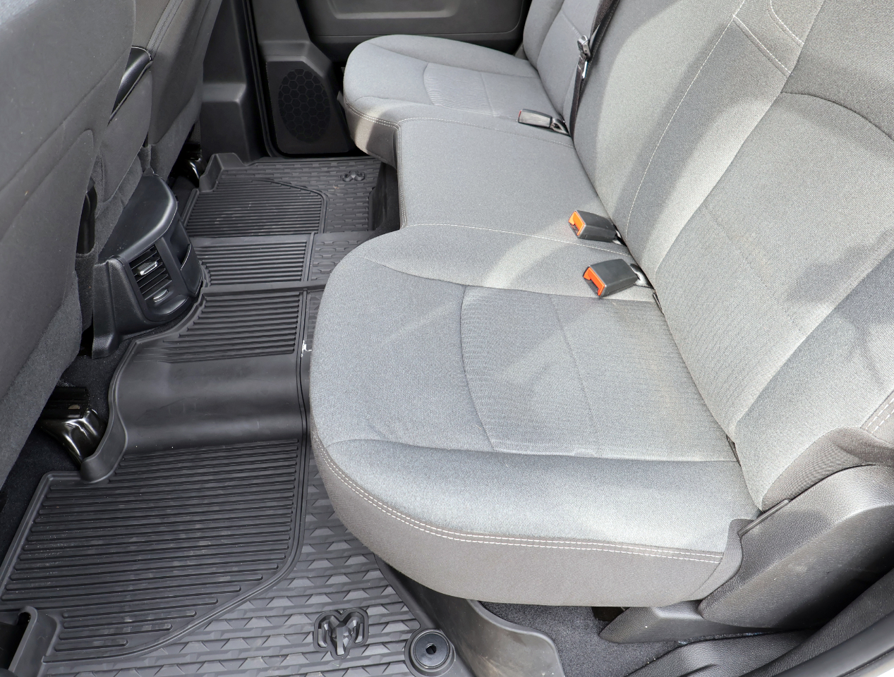 RAM 3500 Tradesman Crew Cab 4WD DRW 2024