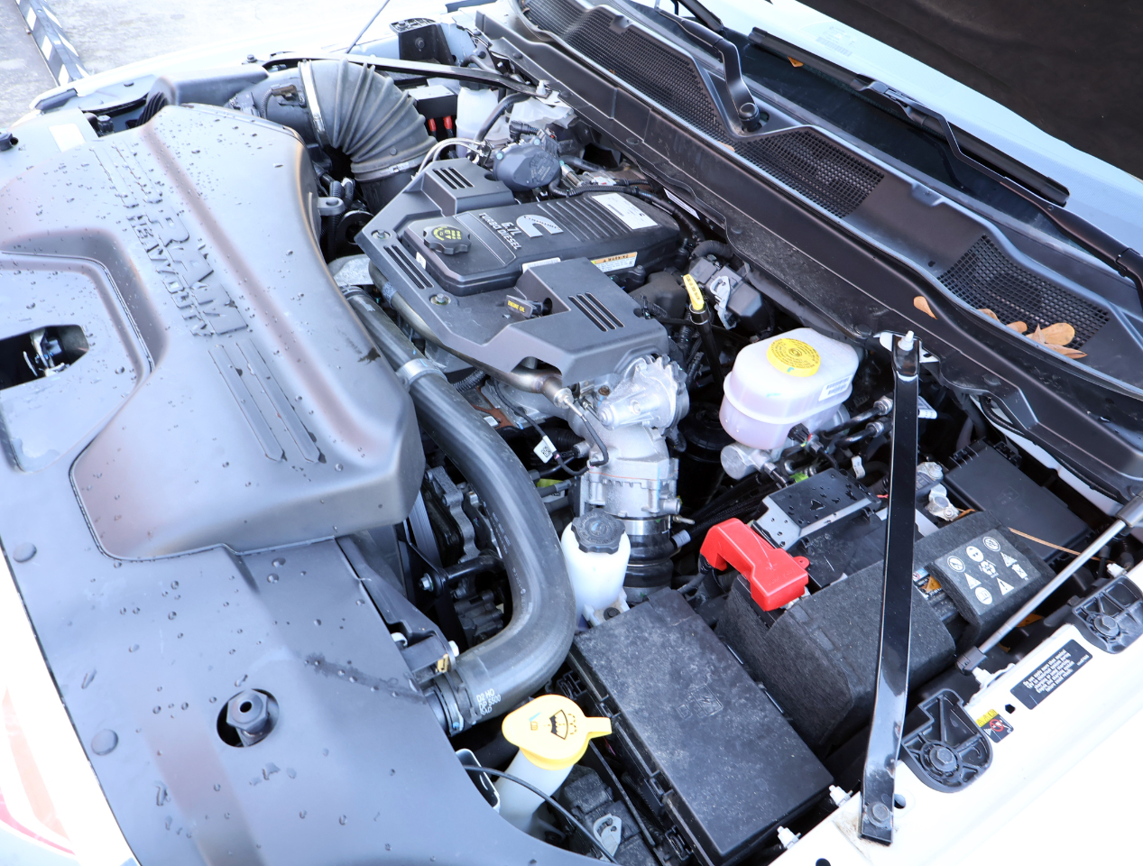 RAM 3500 Tradesman Crew Cab 4WD DRW 2024