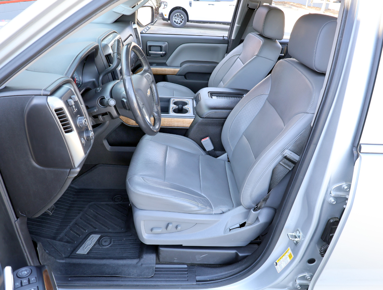 Chevrolet Silverado 1500 LTZ Crew Cab 4WD 2018