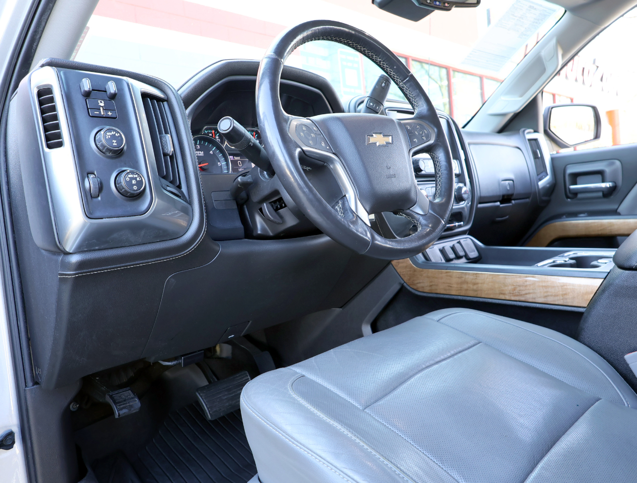 Chevrolet Silverado 1500 LTZ Crew Cab 4WD 2018