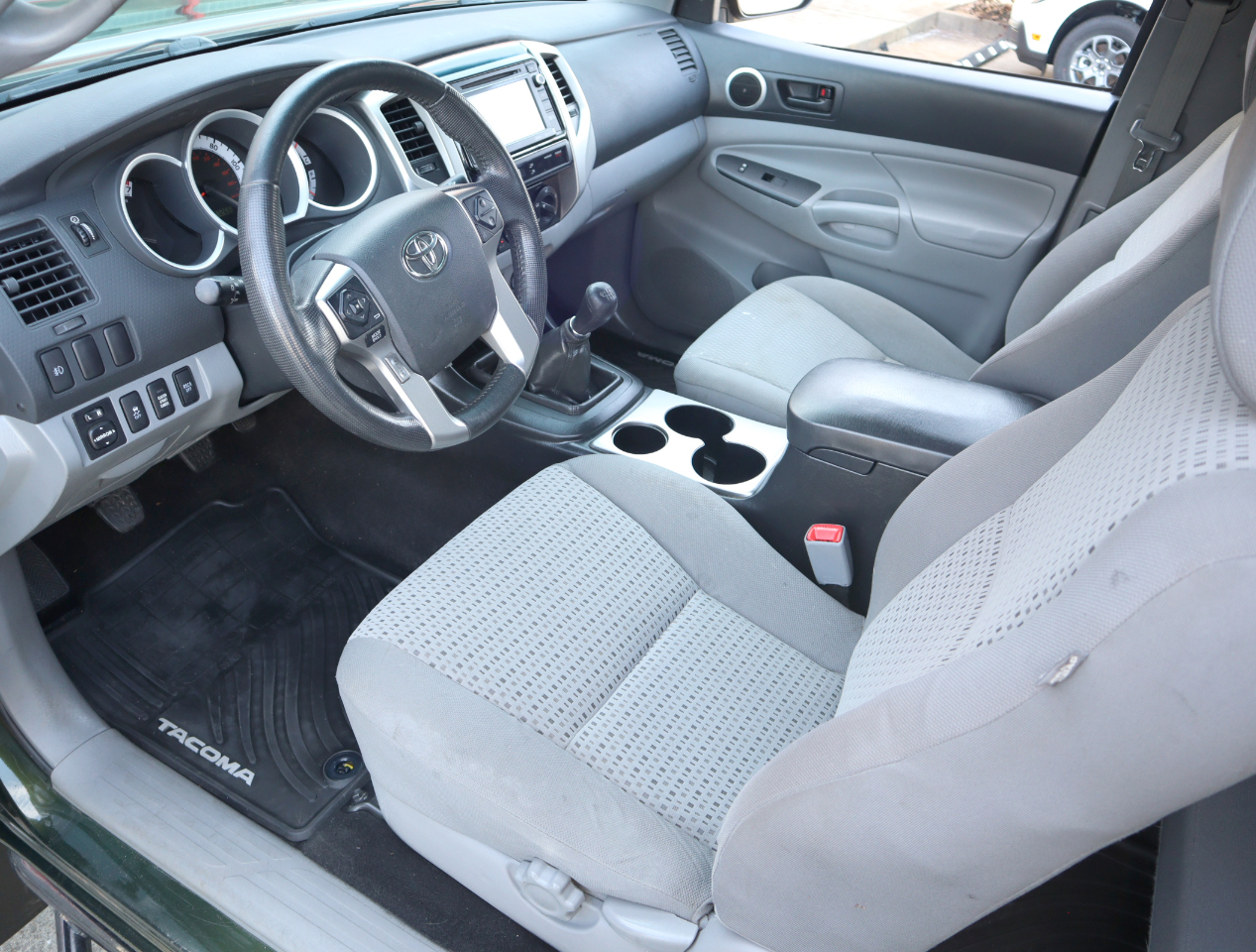 Toyota Tacoma Access Cab V6 6MT 4WD 2014