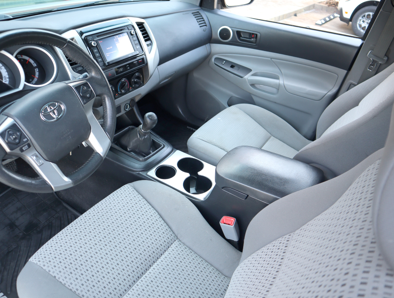 Toyota Tacoma Access Cab V6 6MT 4WD 2014