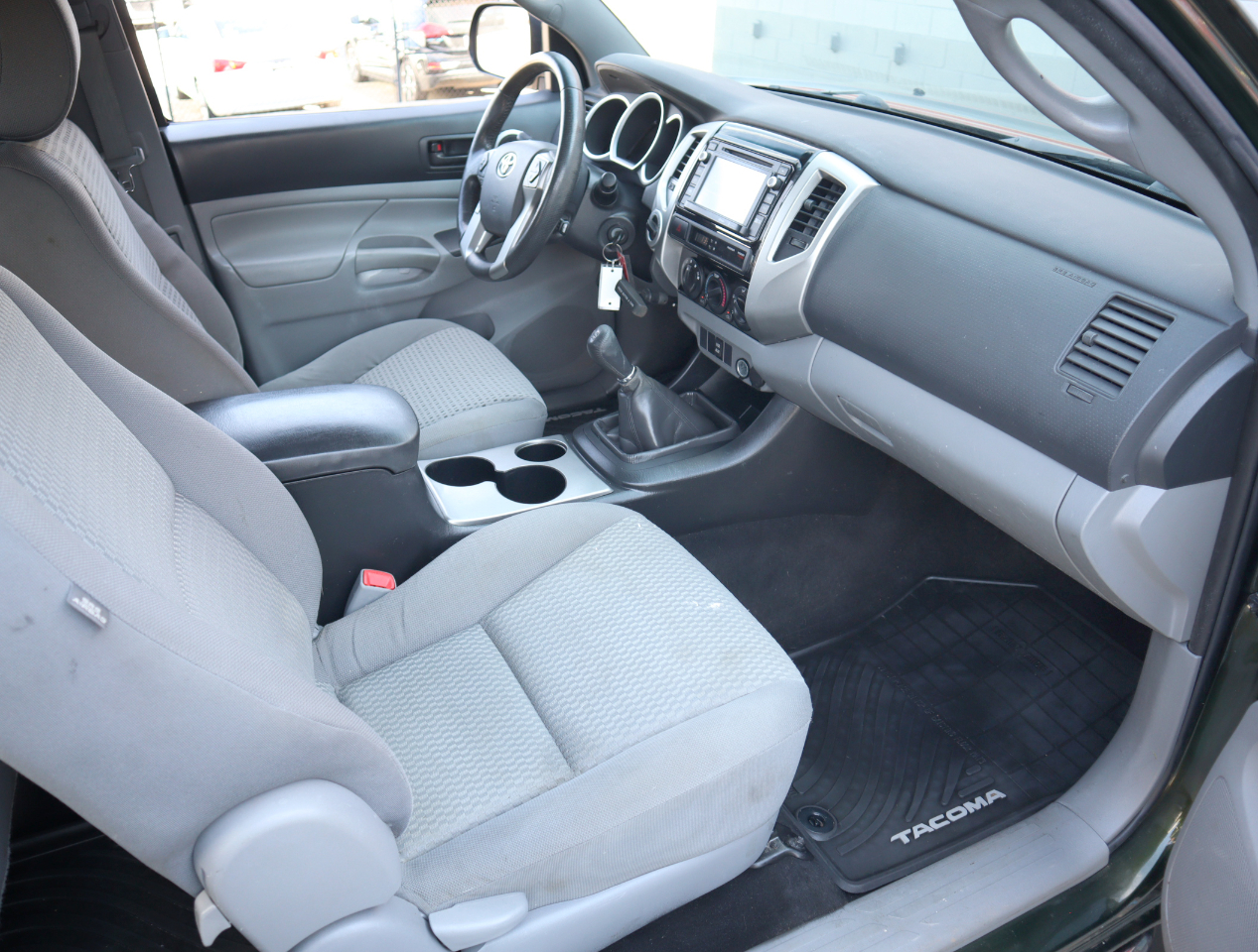 Toyota Tacoma Access Cab V6 6MT 4WD 2014