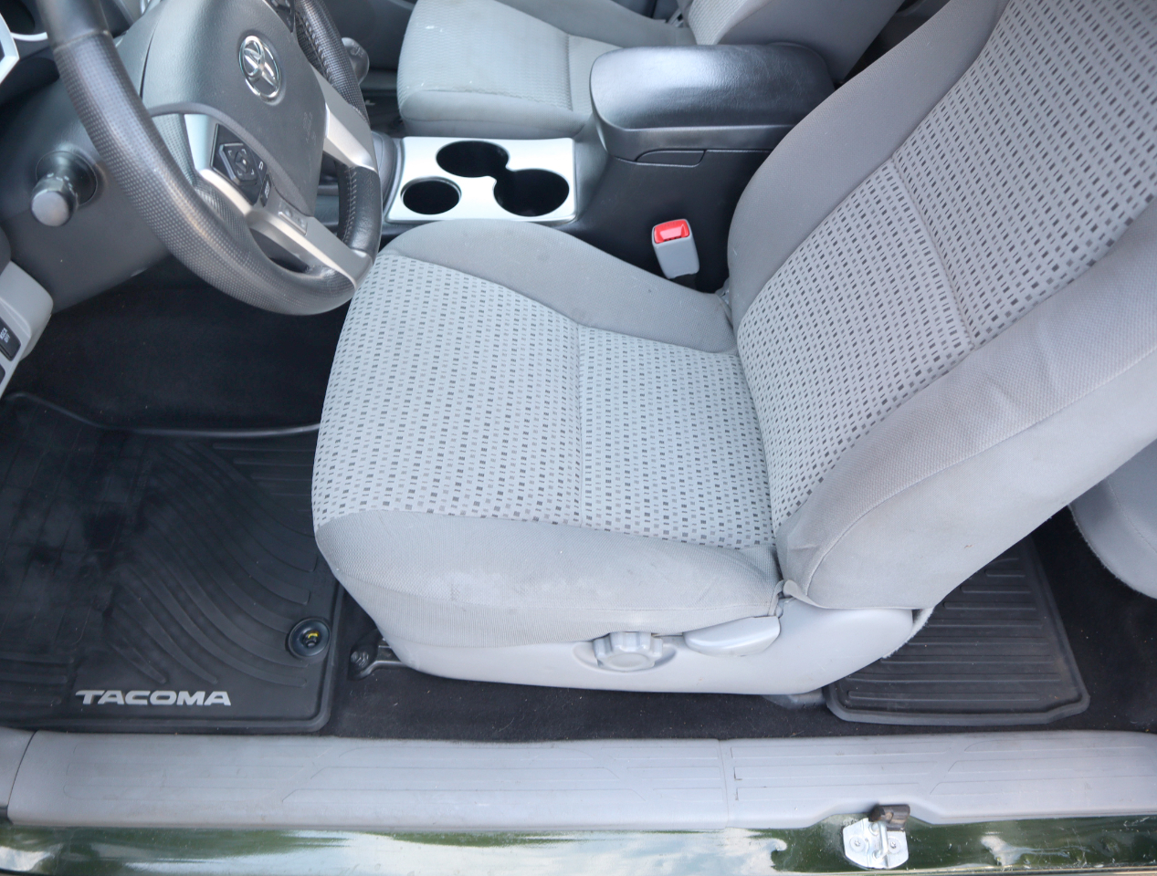 Toyota Tacoma Access Cab V6 6MT 4WD 2014