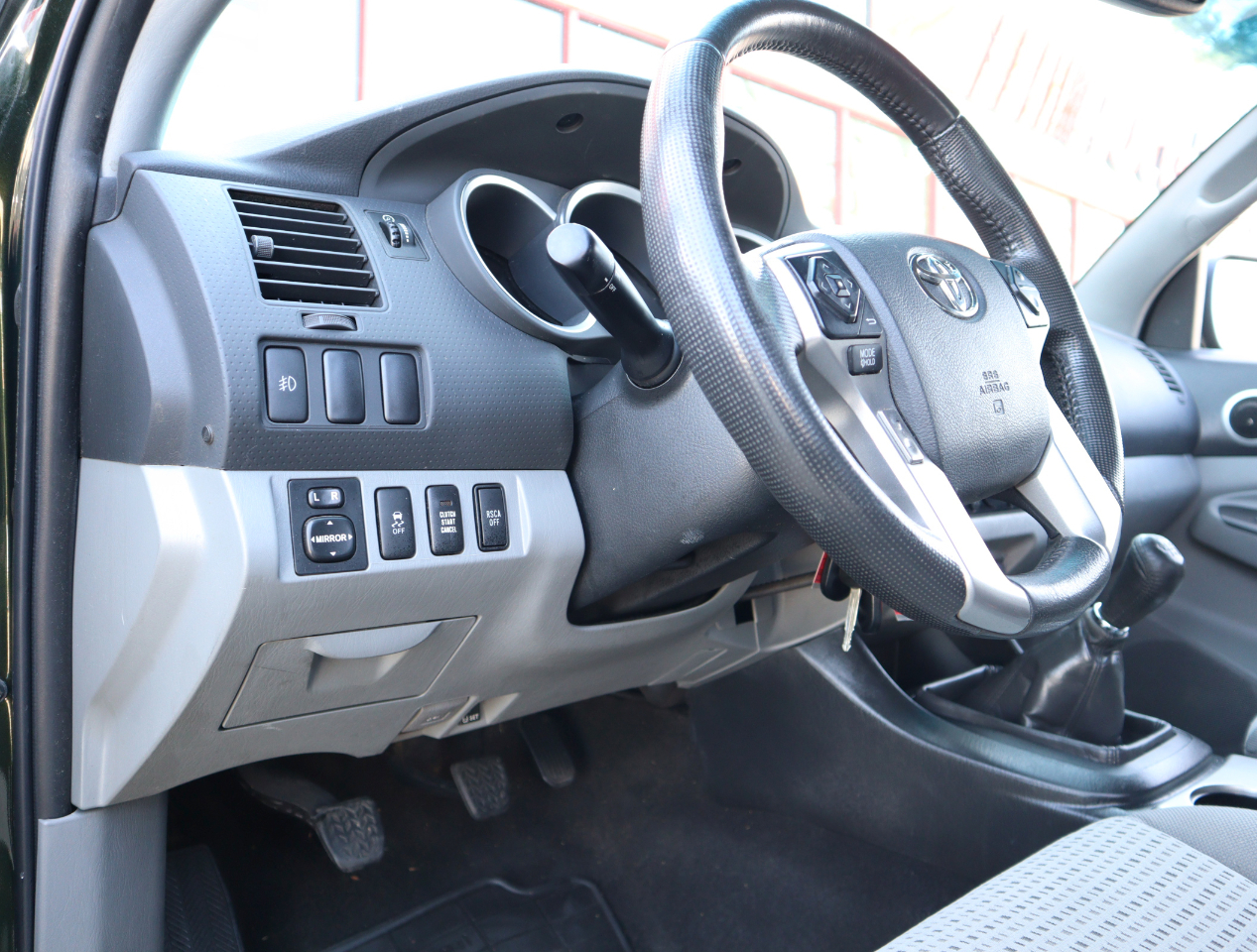 Toyota Tacoma Access Cab V6 6MT 4WD 2014