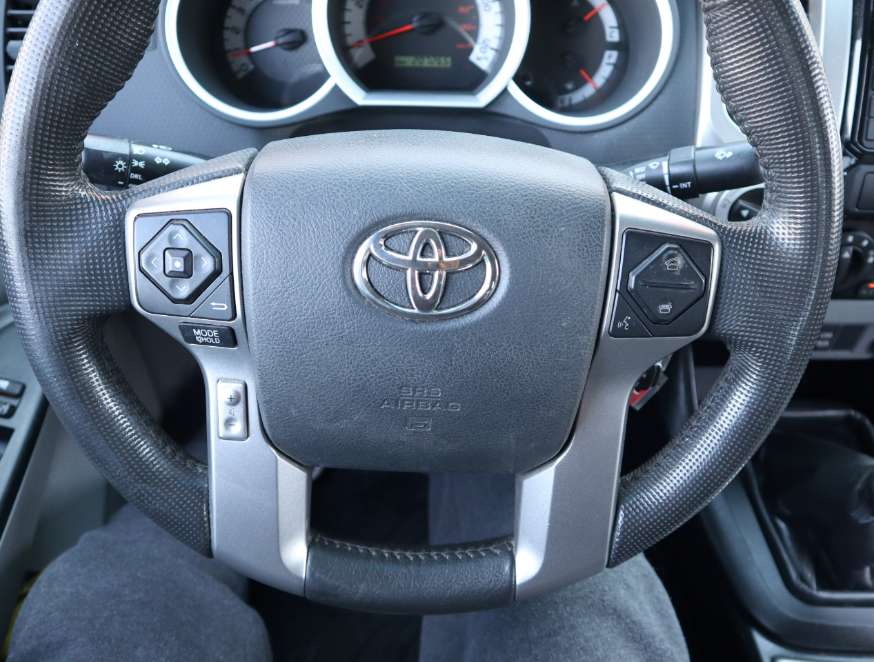 Toyota Tacoma Access Cab V6 6MT 4WD 2014