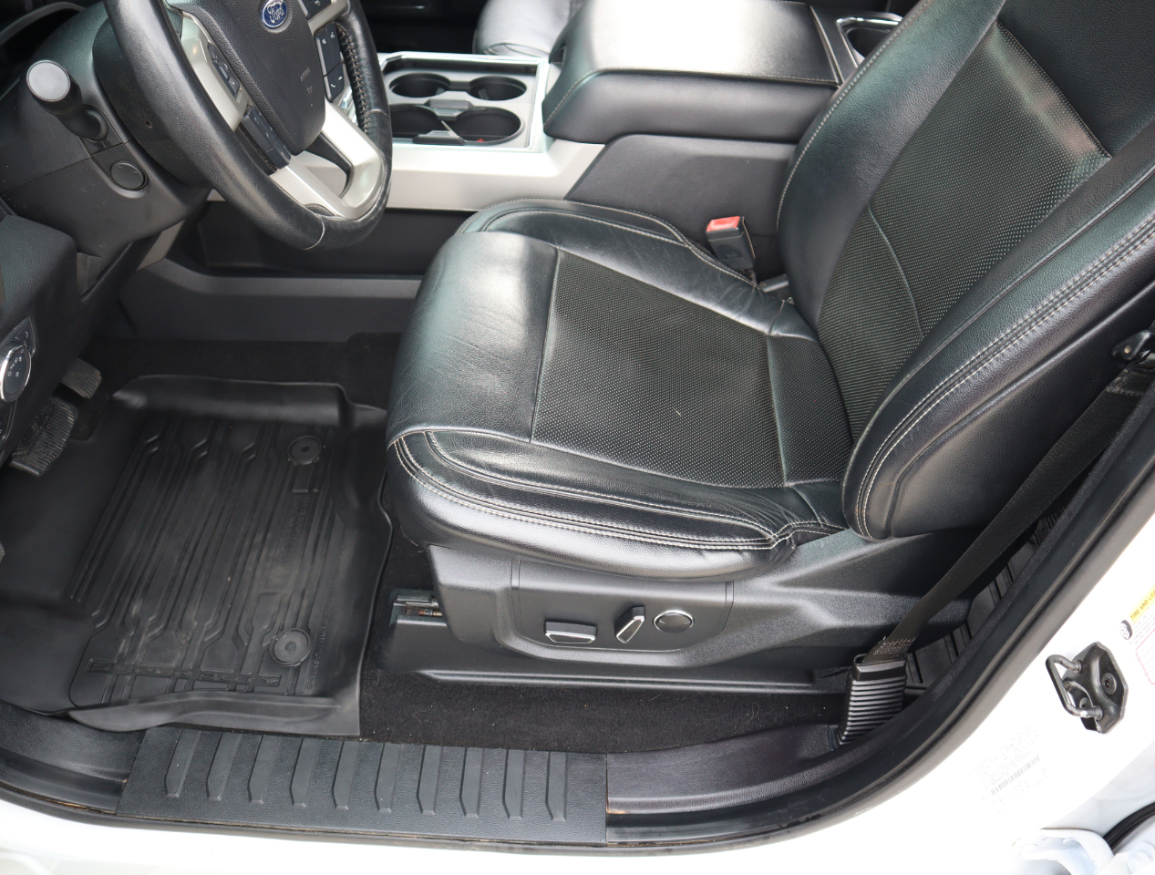 Ford F-350 SD Lariat Crew Cab 4WD 2019