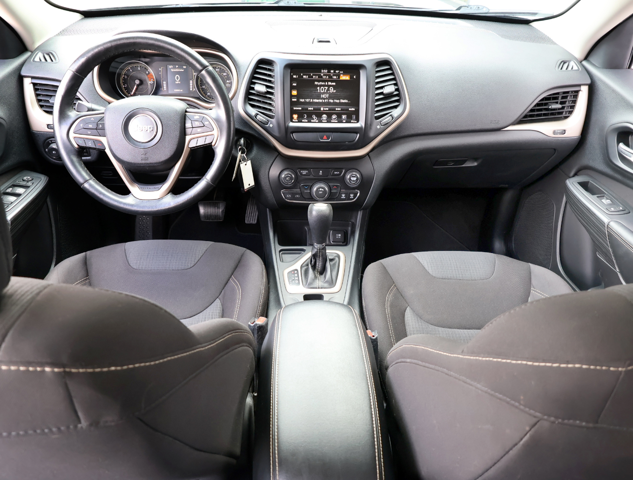 Jeep Cherokee Latitude FWD 2016