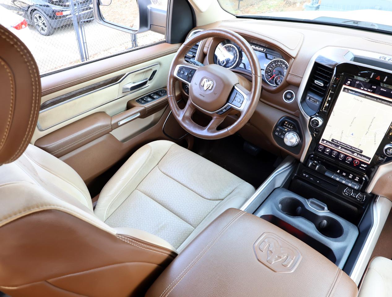 RAM 1500 Laramie Crew Cab SWB 4WD 2019