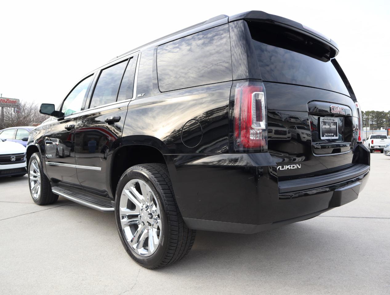 GMC Yukon SLT 2WD 2017