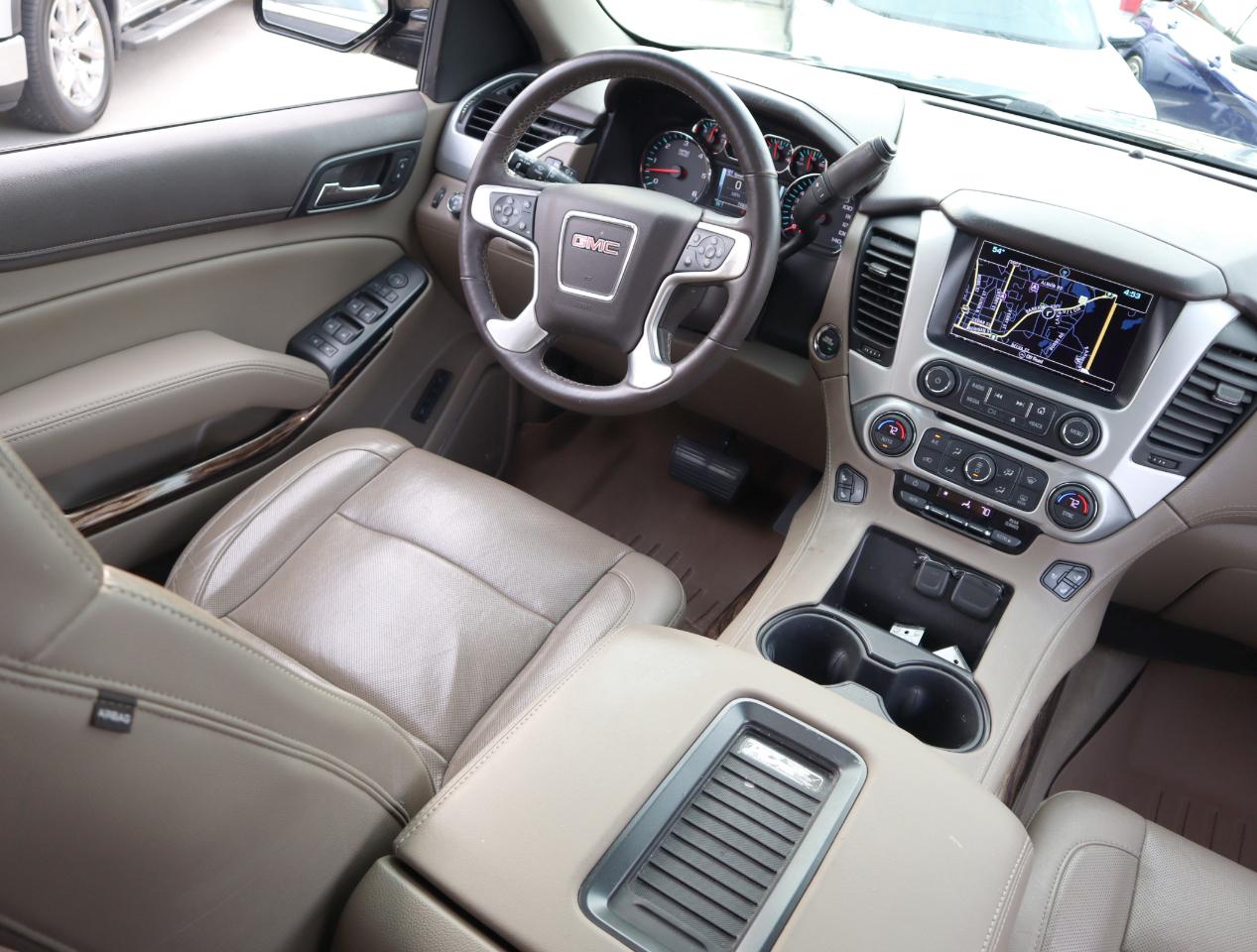 GMC Yukon SLT 2WD 2017