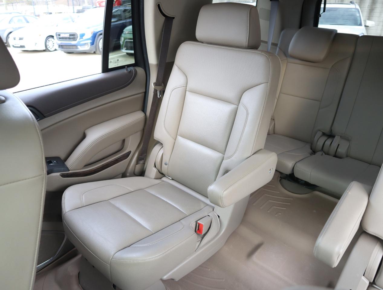 GMC Yukon SLT 2WD 2017