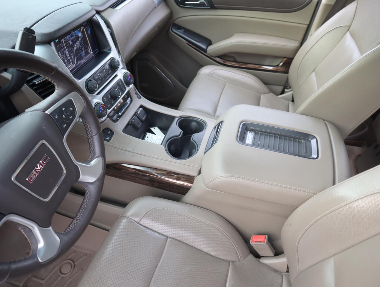 GMC Yukon SLT 2WD 2017