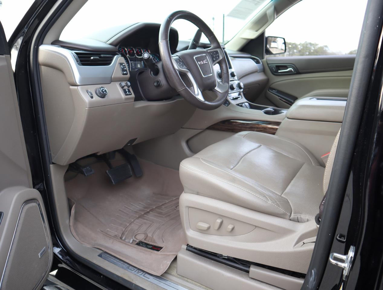 GMC Yukon SLT 2WD 2017