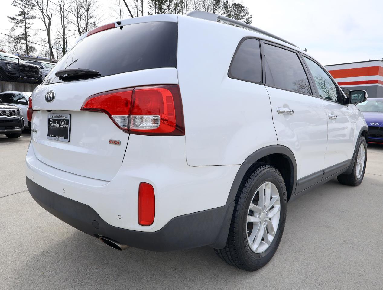 Kia Sorento LX 2WD 2015