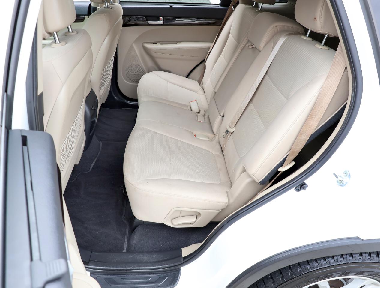 Kia Sorento LX 2WD 2015