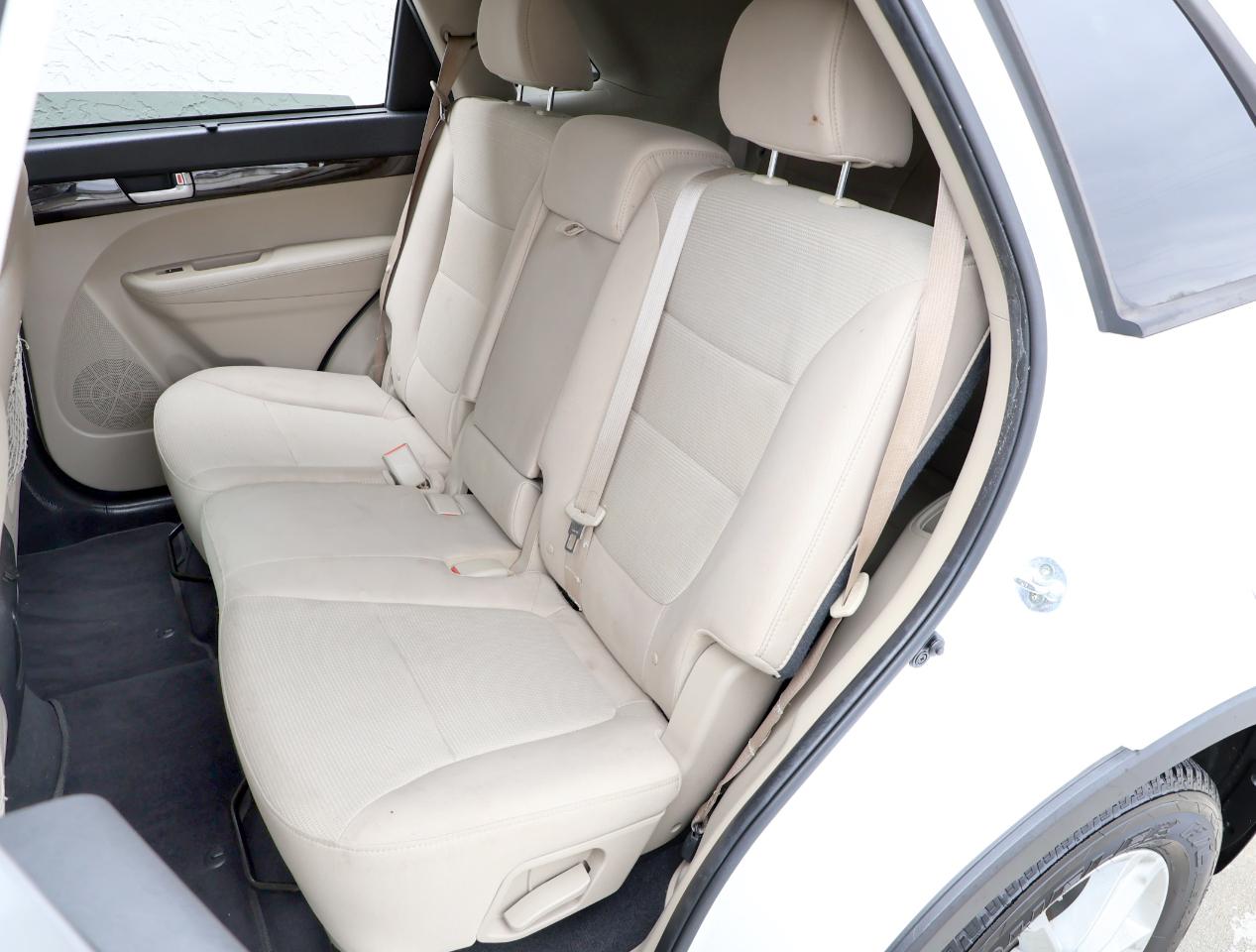 Kia Sorento LX 2WD 2015