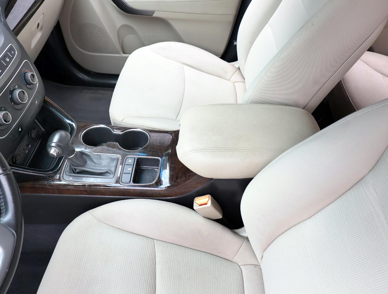 Kia Sorento LX 2WD 2015