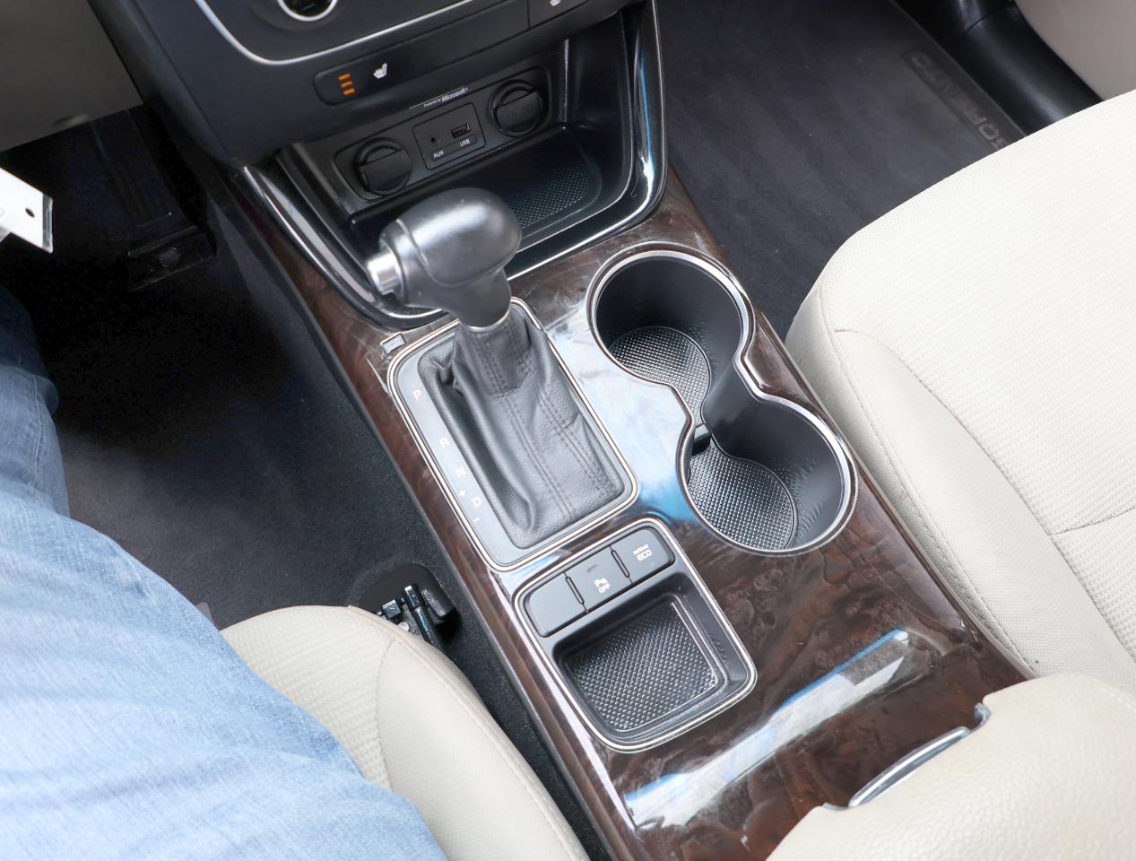 Kia Sorento LX 2WD 2015