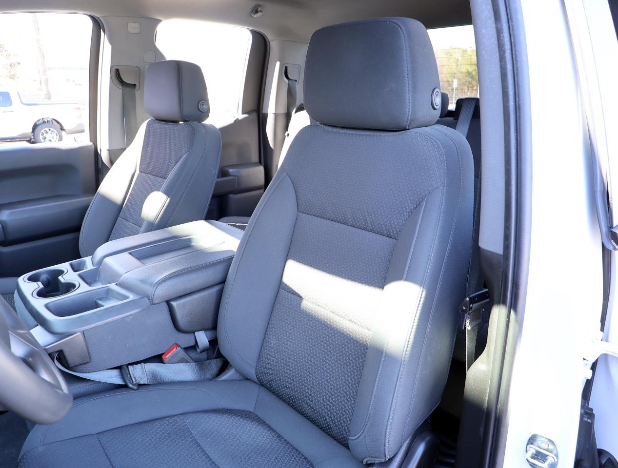 Chevrolet Silverado 1500 Custom Double Cab 4WD 2020