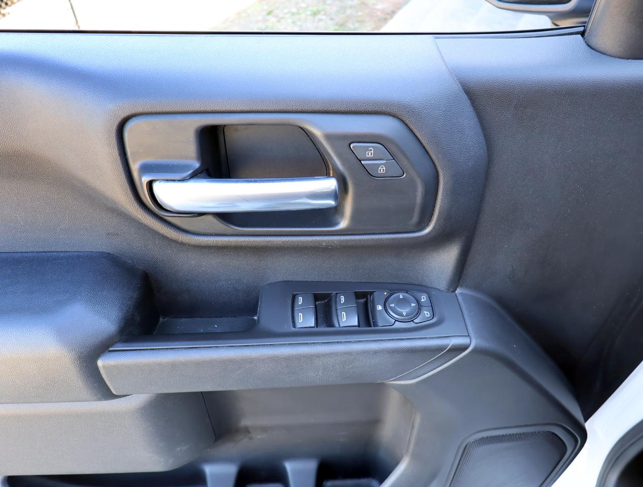 Chevrolet Silverado 1500 Custom Double Cab 4WD 2020