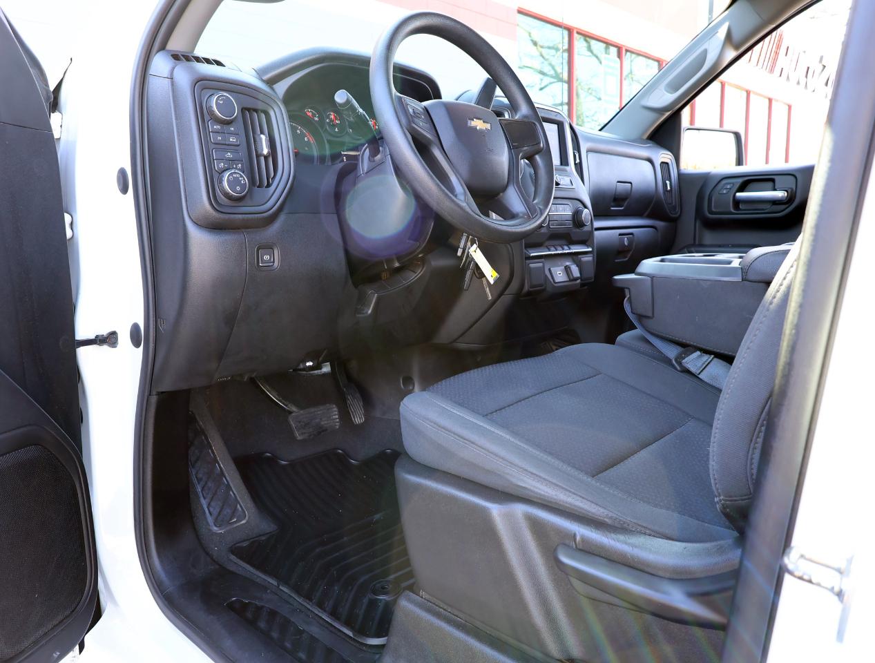 Chevrolet Silverado 1500 Custom Double Cab 4WD 2020