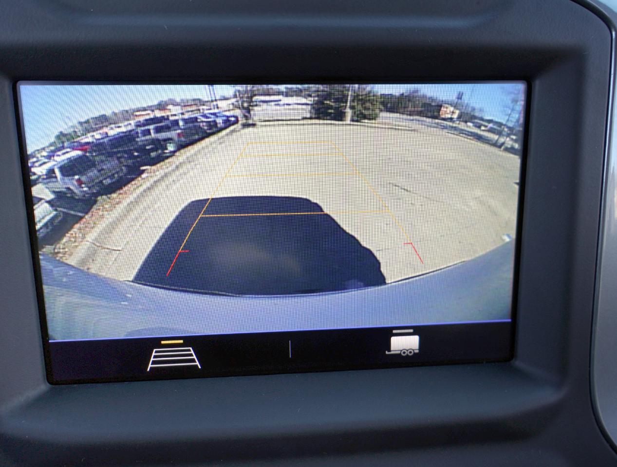 Chevrolet Silverado 1500 Custom Double Cab 4WD 2020