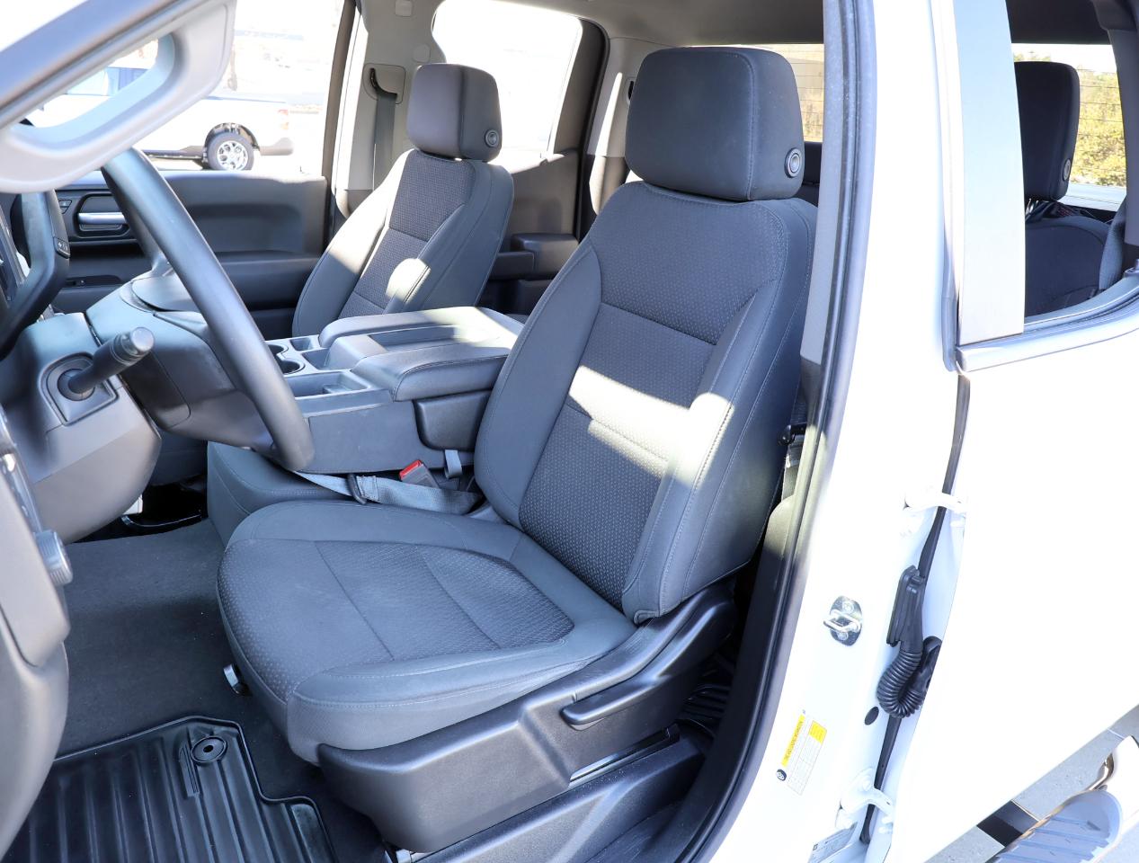 Chevrolet Silverado 1500 Custom Double Cab 4WD 2020