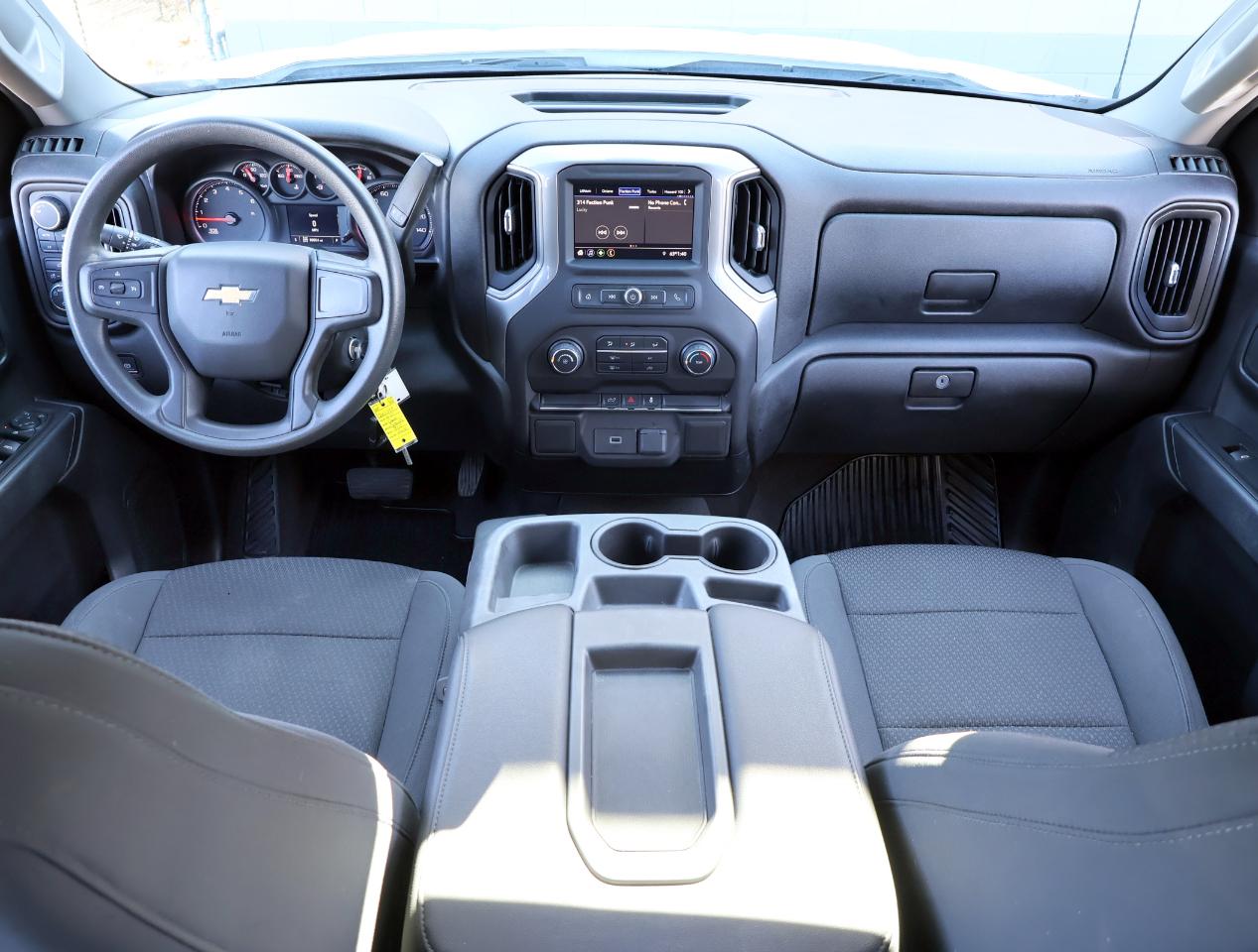 Chevrolet Silverado 1500 Custom Double Cab 4WD 2020