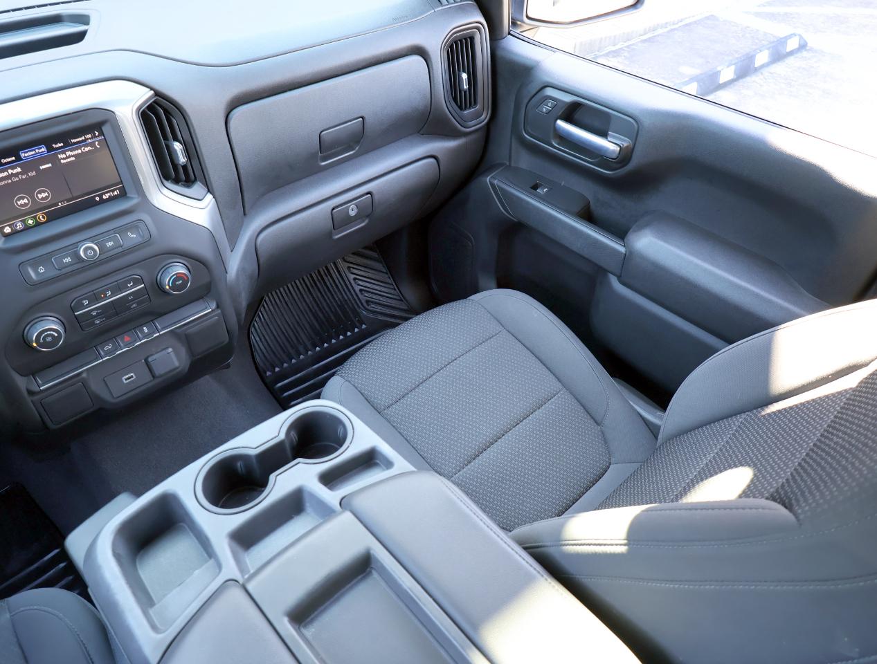 Chevrolet Silverado 1500 Custom Double Cab 4WD 2020