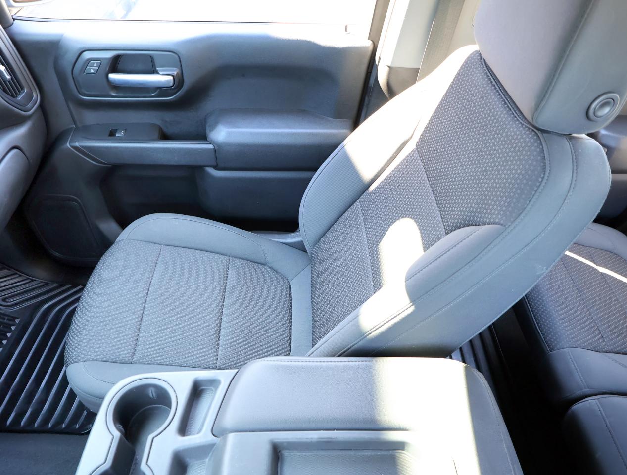 Chevrolet Silverado 1500 Custom Double Cab 4WD 2020