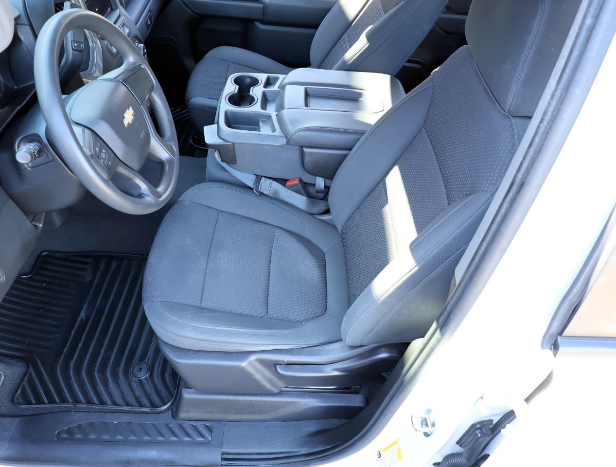 Chevrolet Silverado 1500 Custom Double Cab 4WD 2020