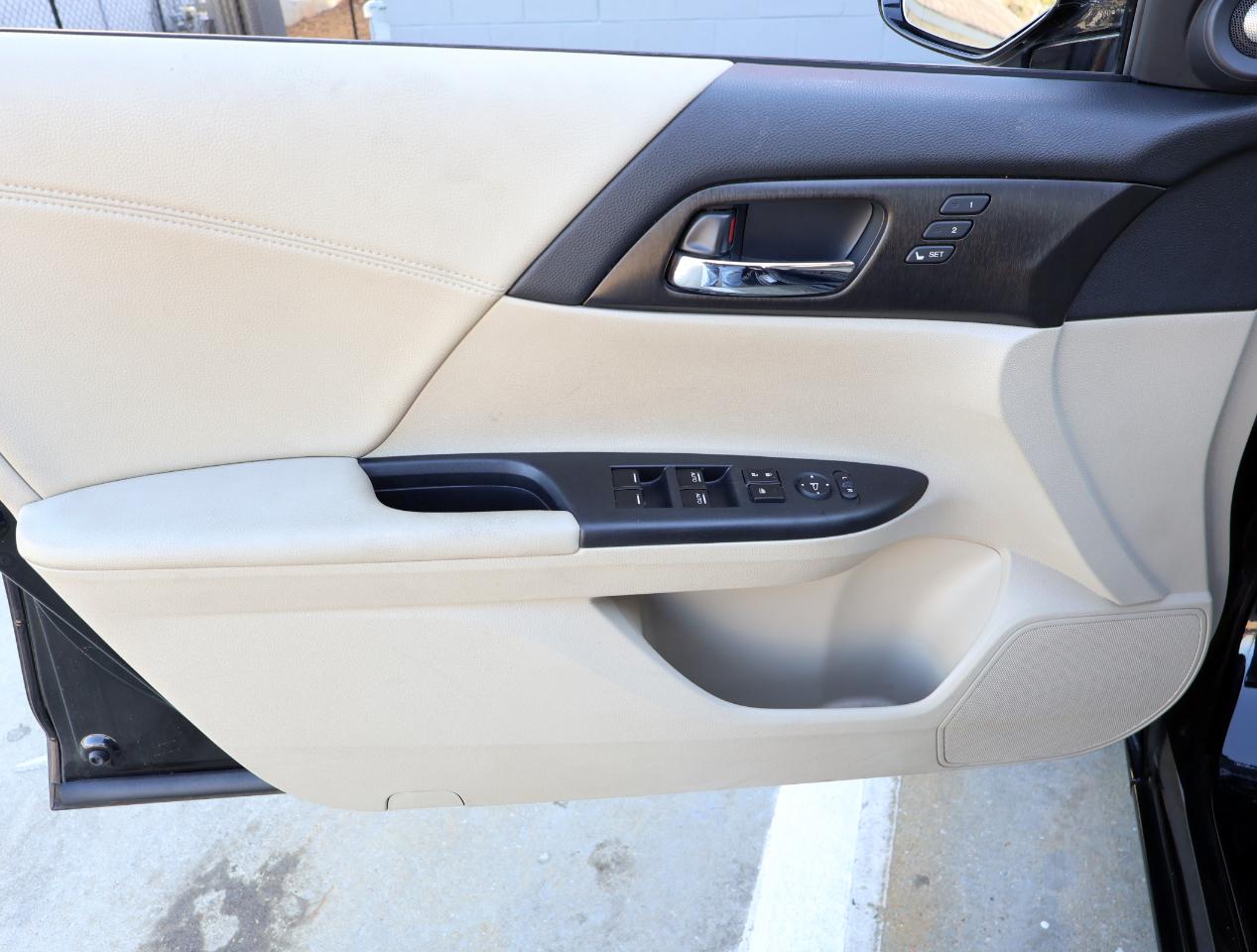 Honda Accord EX-L Sedan CVT 2013