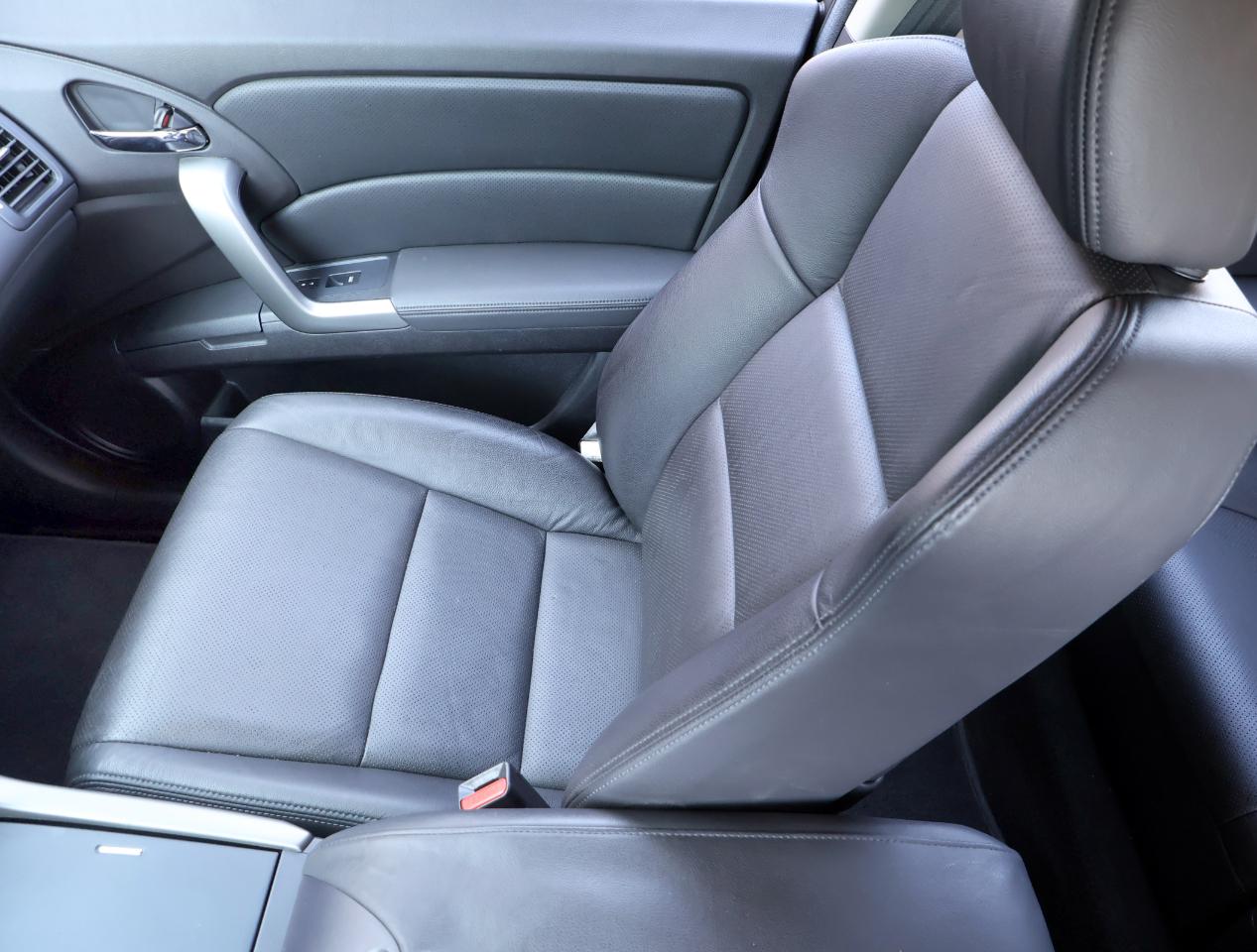 Acura RDX 5-Spd AT SH-AWD with Technology Package 2011