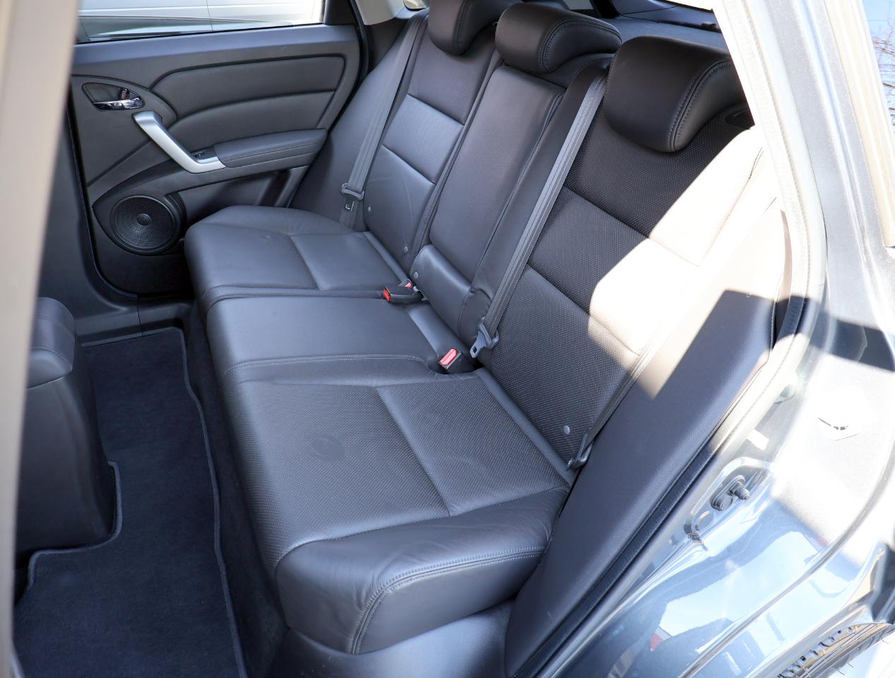 Acura RDX 5-Spd AT SH-AWD with Technology Package 2011