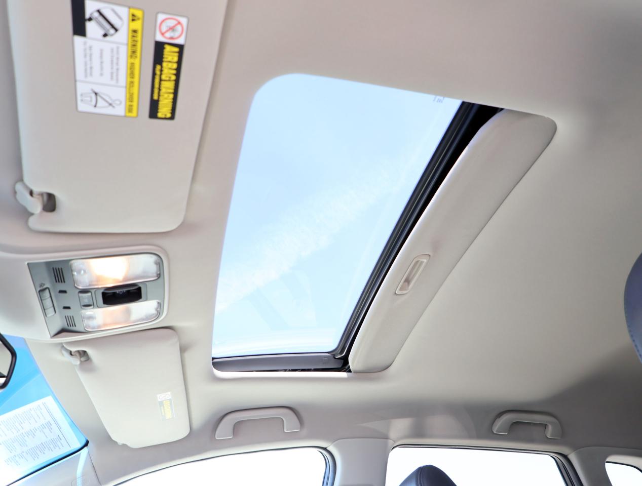 Acura RDX 5-Spd AT SH-AWD with Technology Package 2011